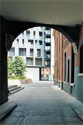 breweryZED: Balcony to one breweryroom flat