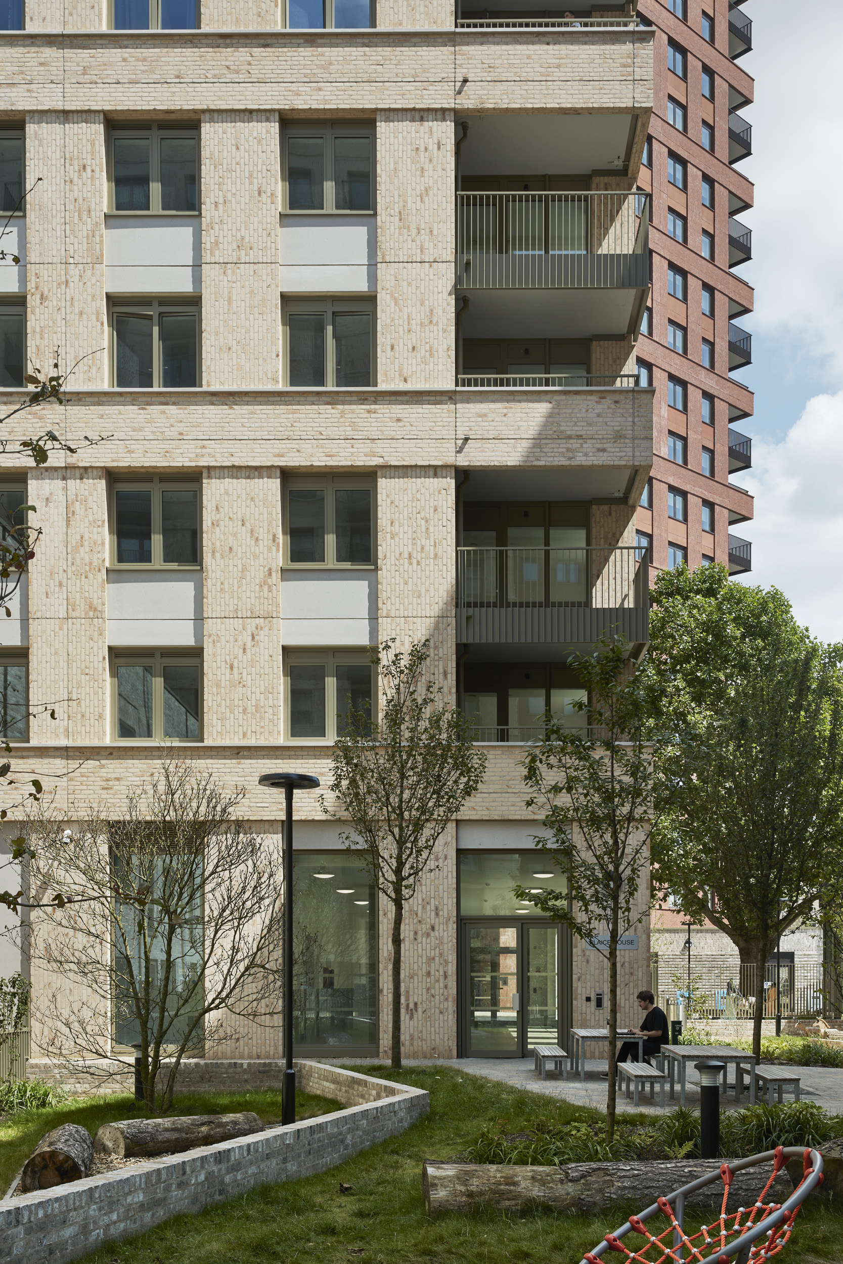 5_Gascoigne West Phase 2_White Arkitekter _CopyrightPaulRiddle